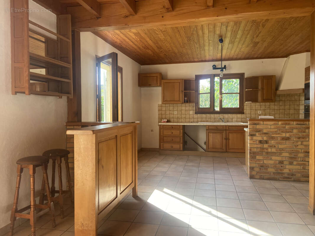 Maison à SAINTE-BAZEILLE