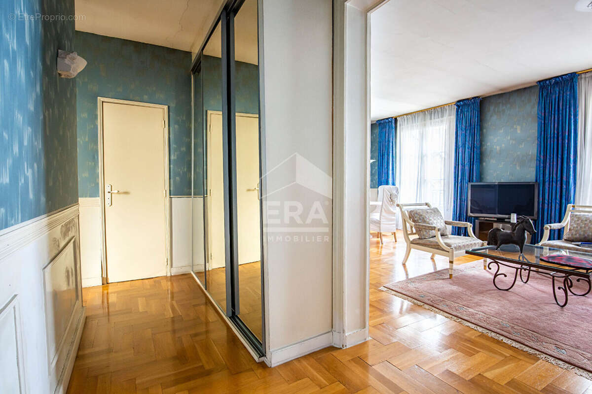 Appartement à PARIS-12E