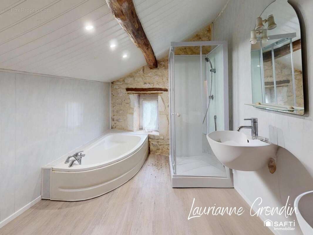 Maison 100 m² à Juicq  - photo 5