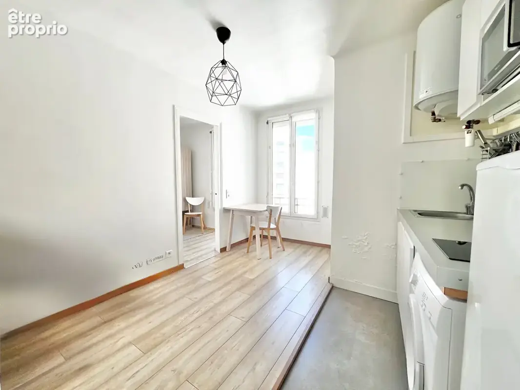 Appartement à PARIS-20E