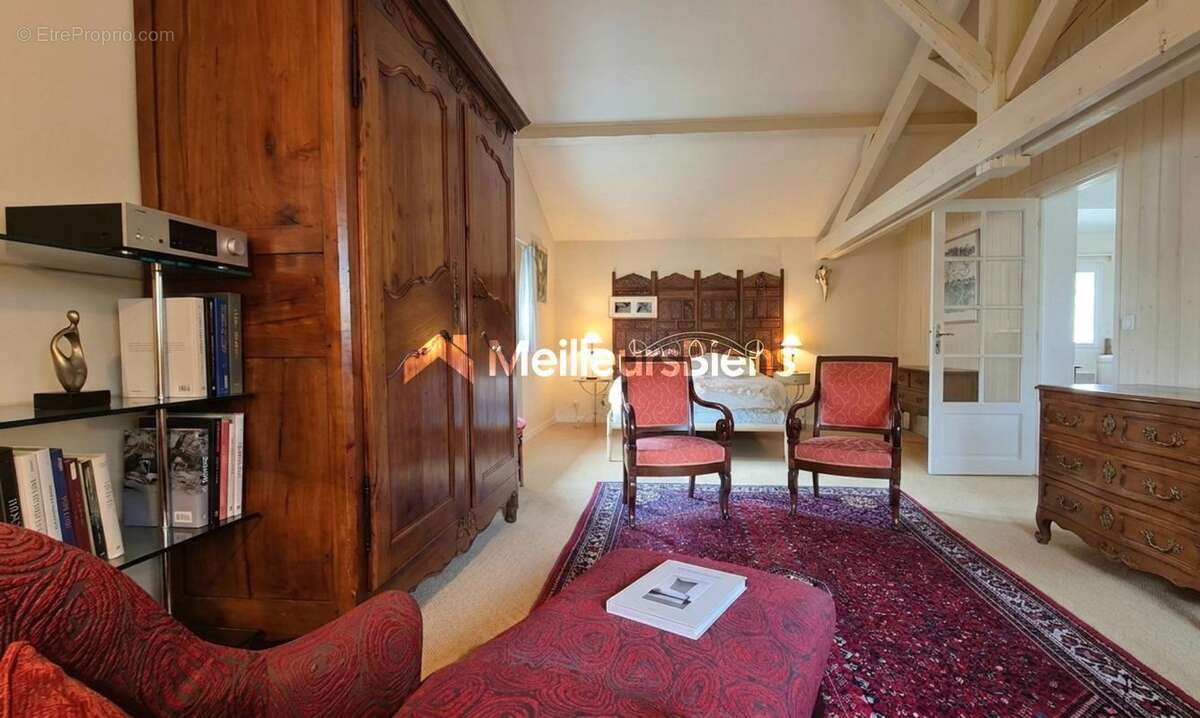 Maison à CLERMONT-FERRAND