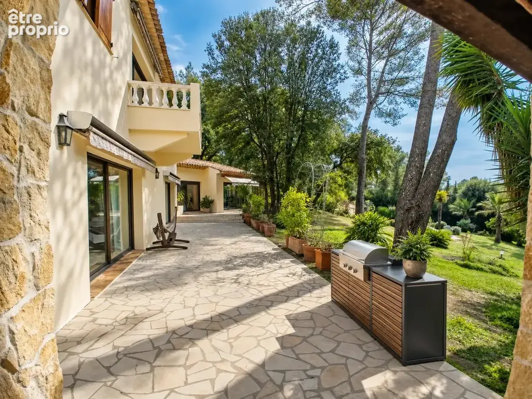 Villa de luxe d’exception à La Colle-sur-Loup, proche de Saint-Paul-de-Vence - photo 2