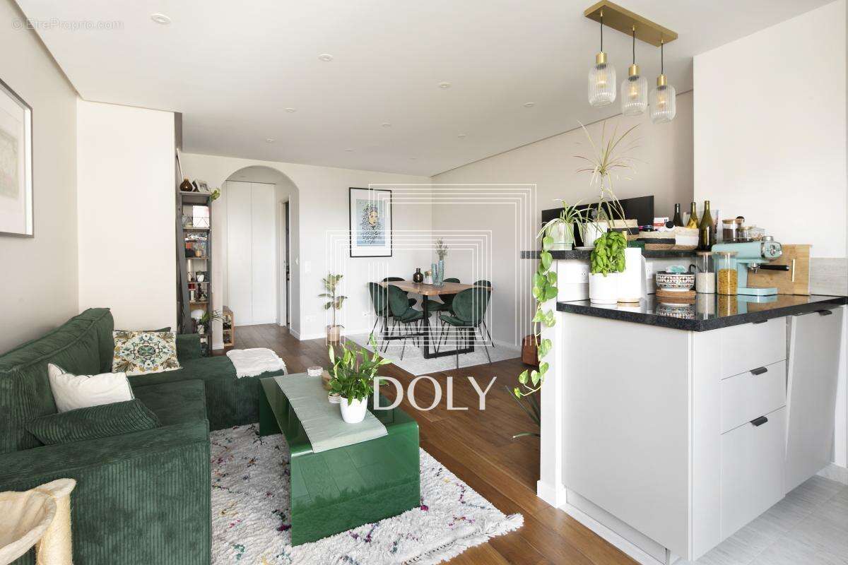 Appartement à PARIS-19E