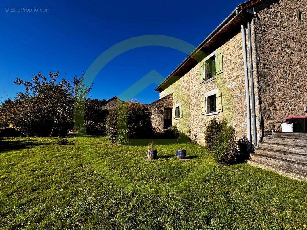 Maison à MAISONNISSES