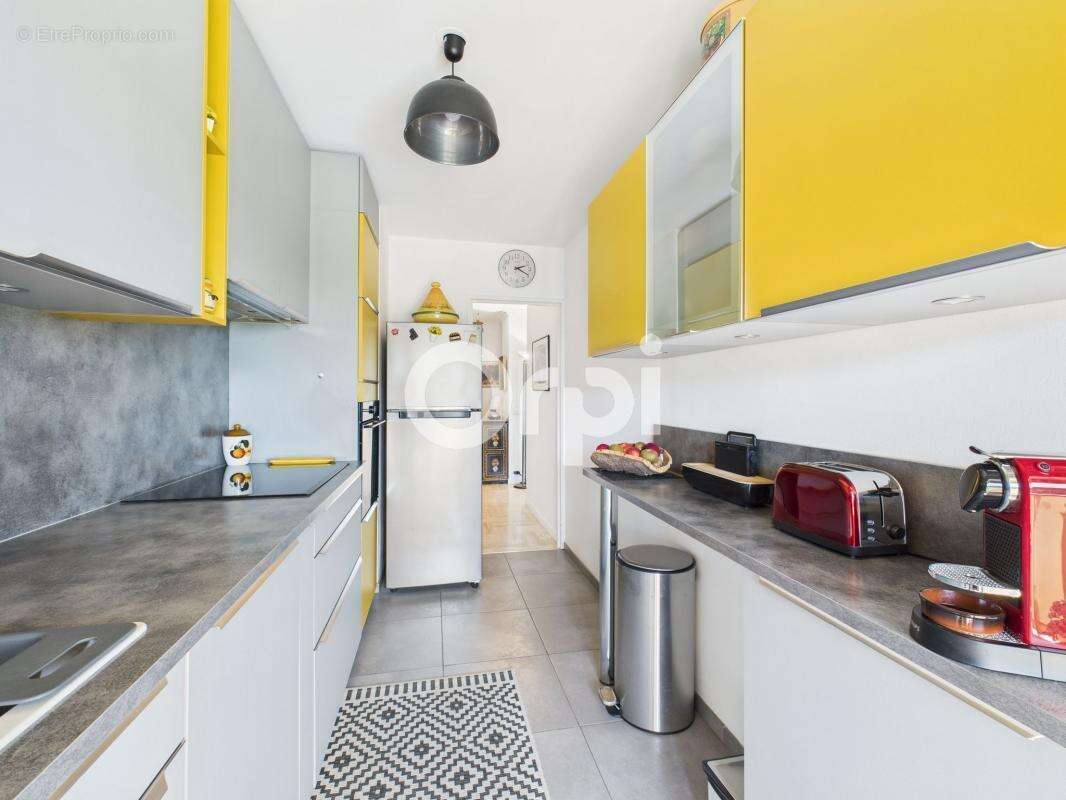 Appartement à MANDELIEU-LA-NAPOULE