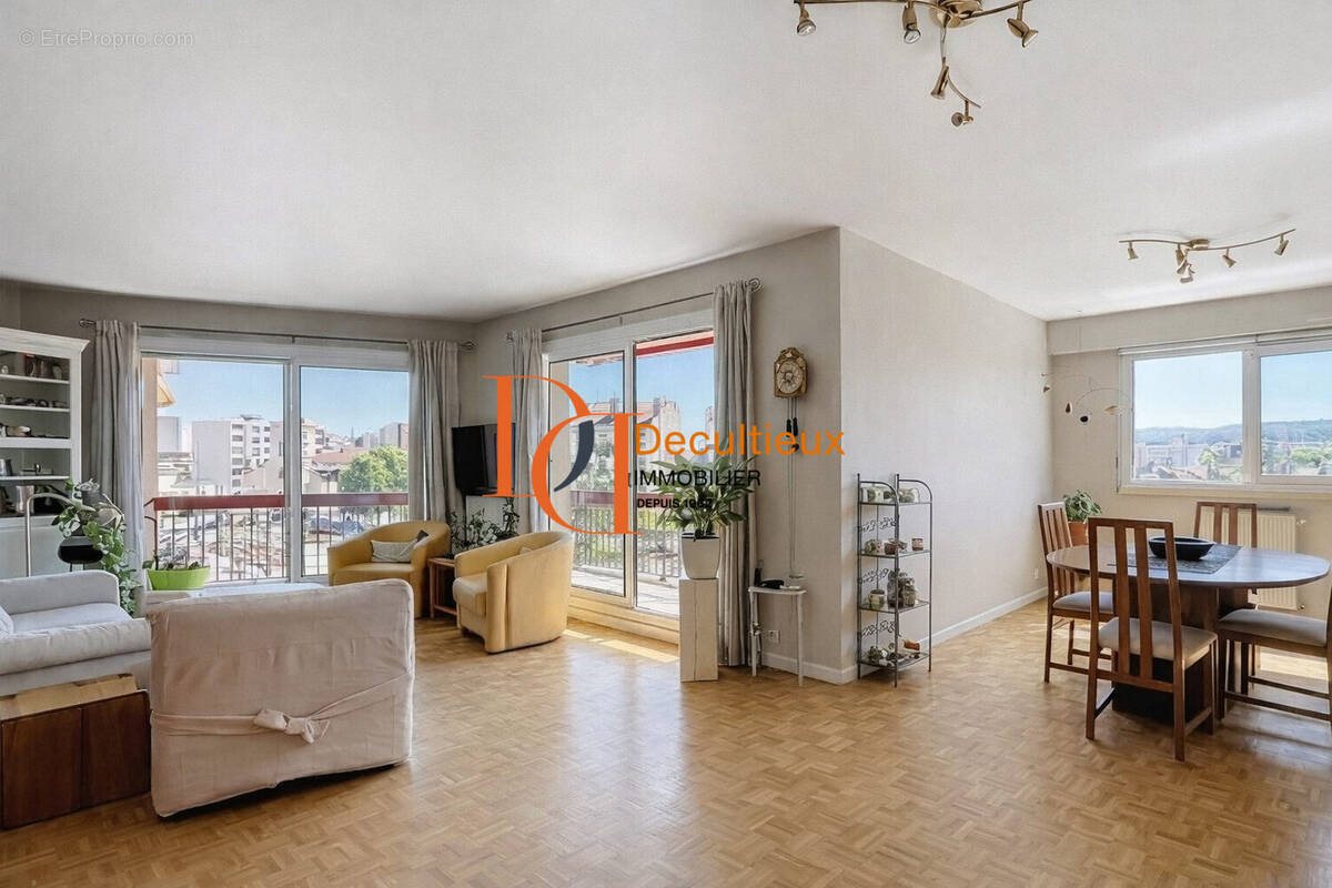 Appartement à VILLEURBANNE