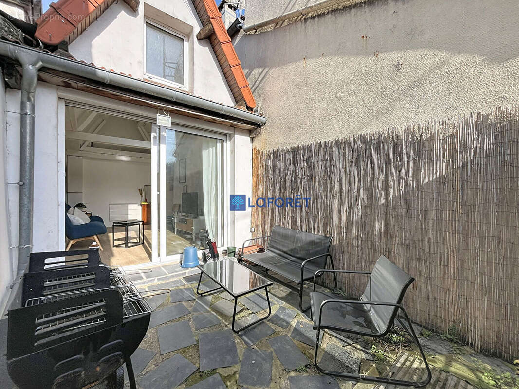 Maison à SAVIGNY-SUR-ORGE