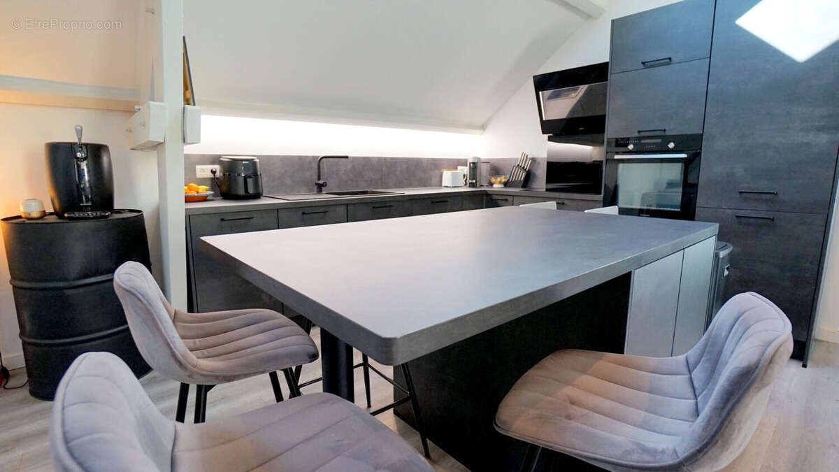 Maison à MEZY-SUR-SEINE