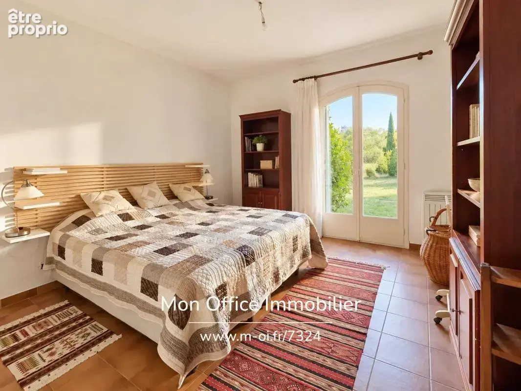 Référence : 7324-CCH - Maison 5 pièces 180 m² - photo 10
