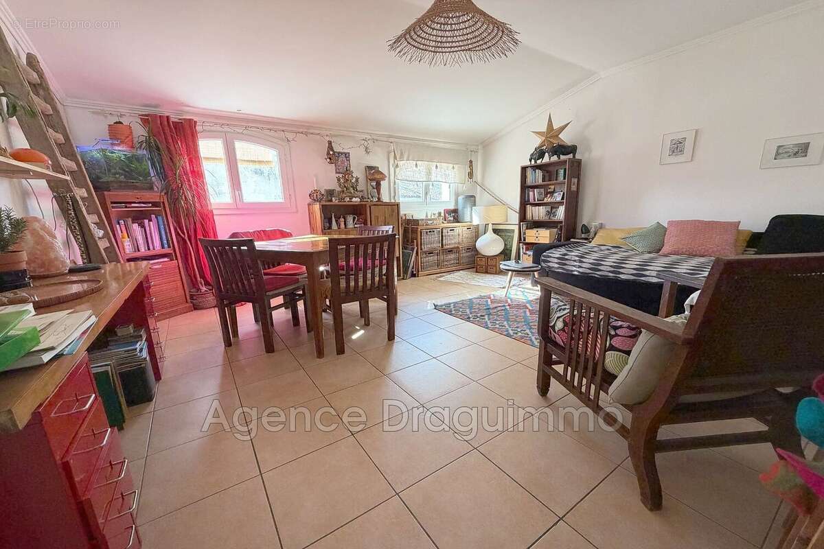 Appartement à DRAGUIGNAN