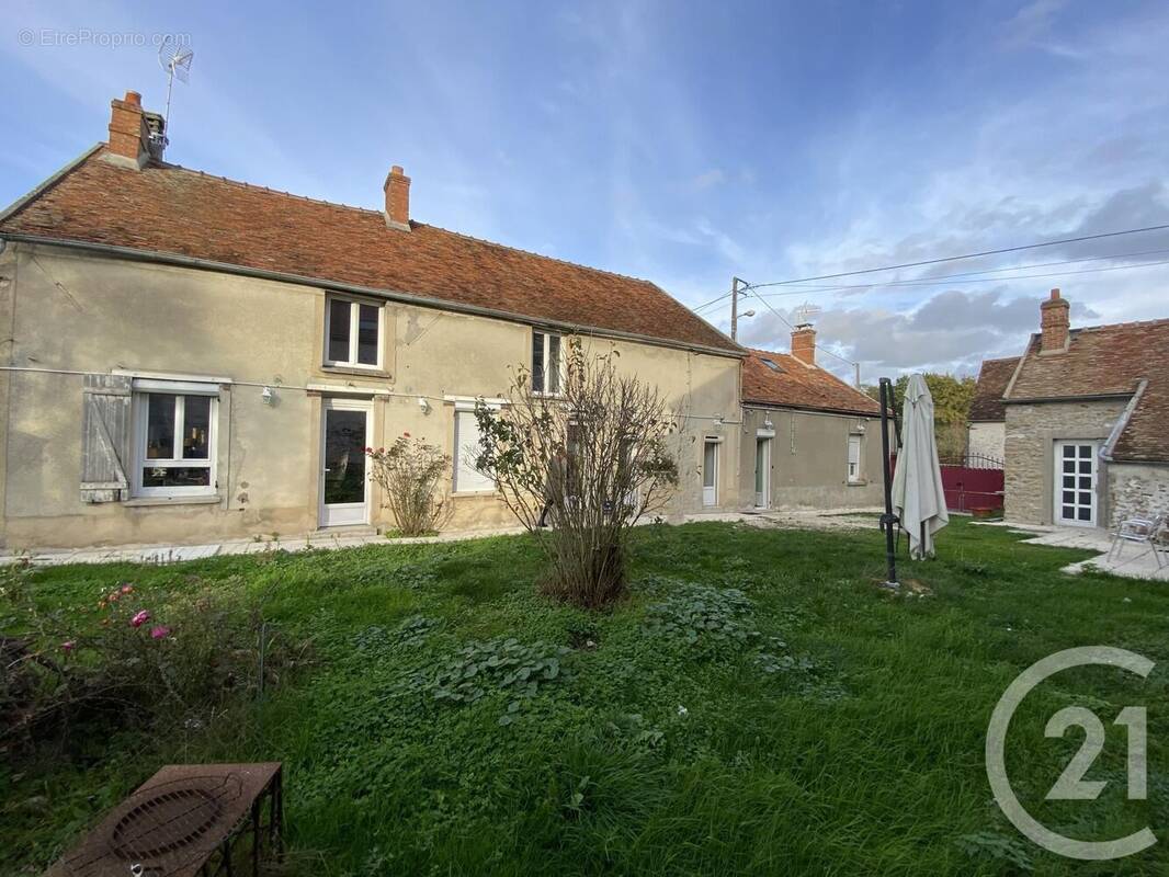 Maison à FONTENAILLES