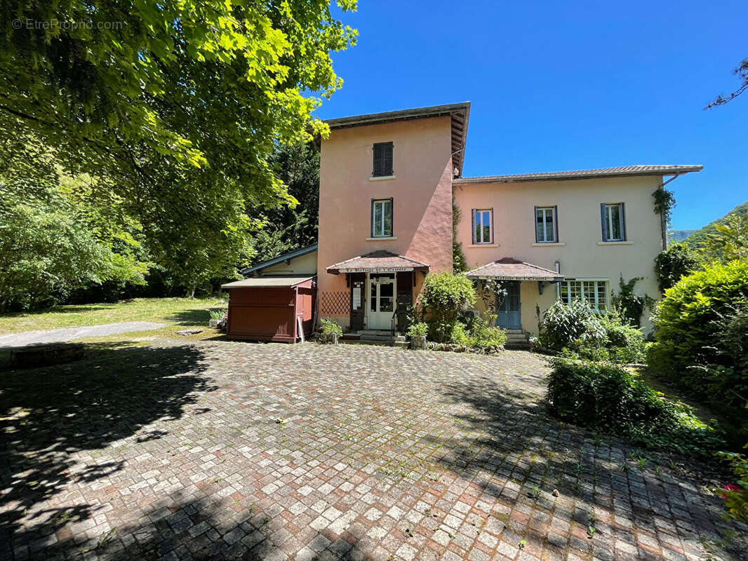 Appartement à SAINT-RAMBERT-EN-BUGEY