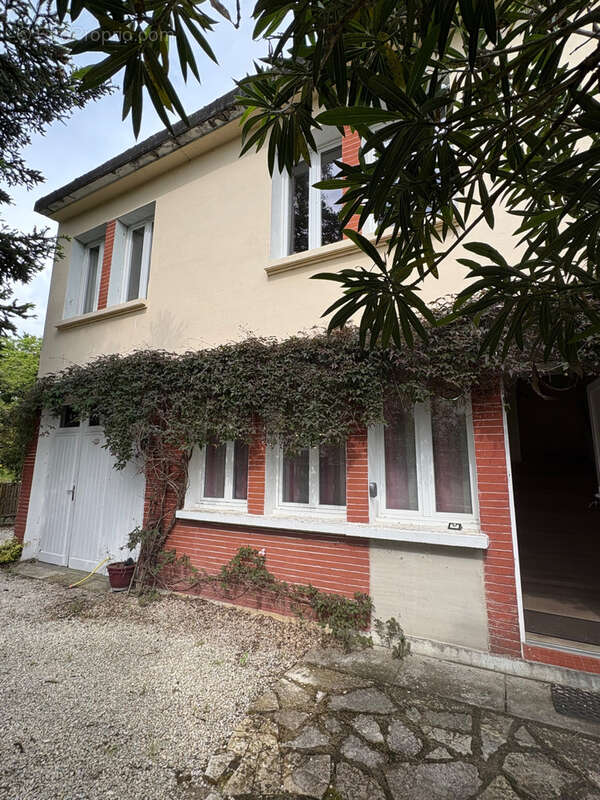 Maison à PRAYSSAC