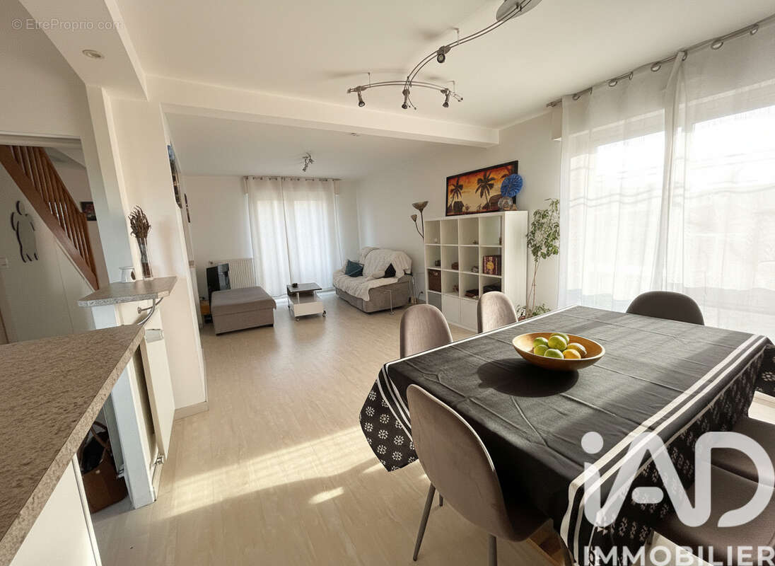 Photo 5 - Maison à VERN-SUR-SEICHE