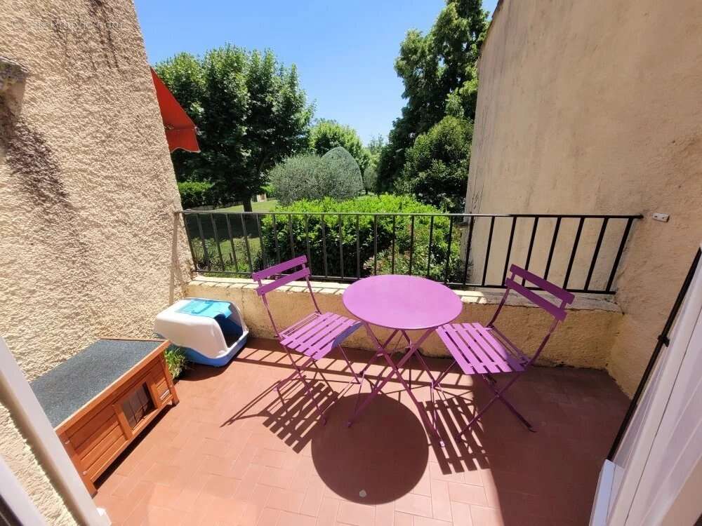 Appartement à PEYMEINADE