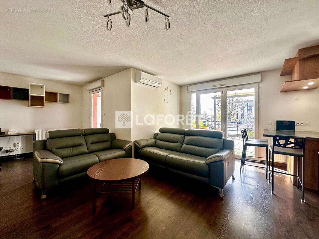 Appartement à SAINT-MARTIN-D&#039;HERES