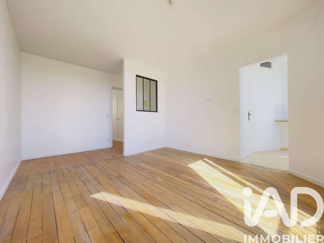 Photo 3 - Appartement à LE PERREUX-SUR-MARNE