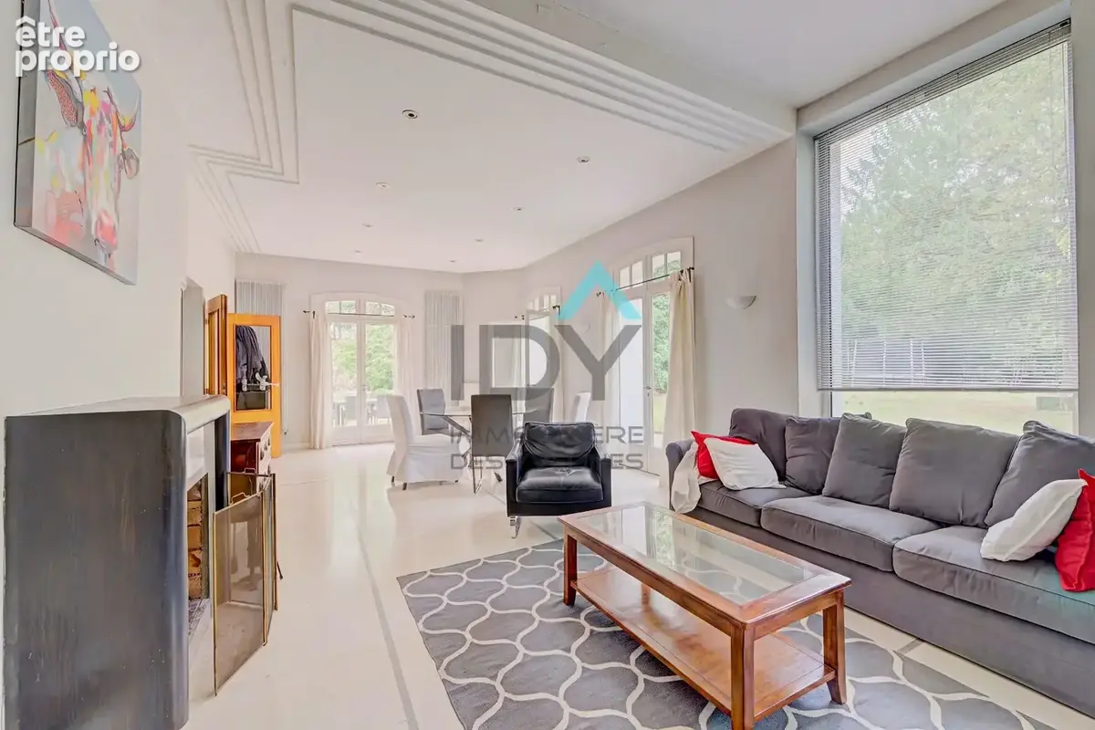 SAINT GERMAIN EN LAYE - Maison 200 m² au calme quartier forêt - photo 9