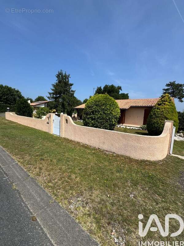 Photo 9 - Maison à MARTIGNAS-SUR-JALLE