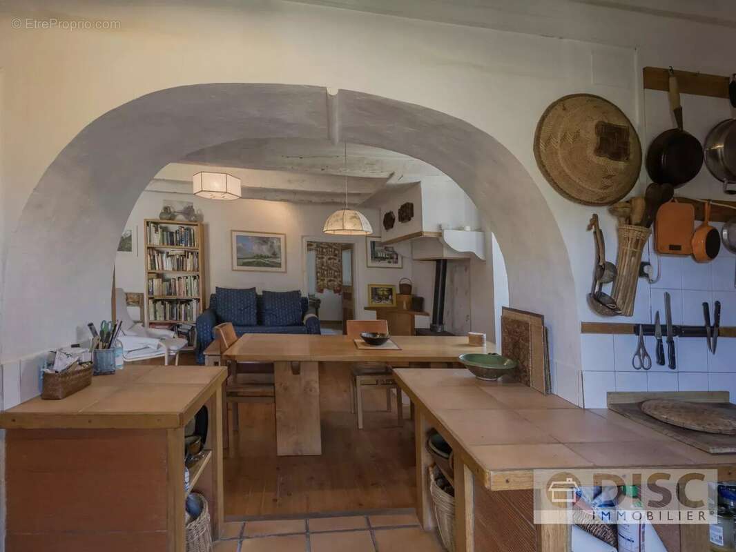 Maison à SAINT-ANDRE-DE-NAJAC