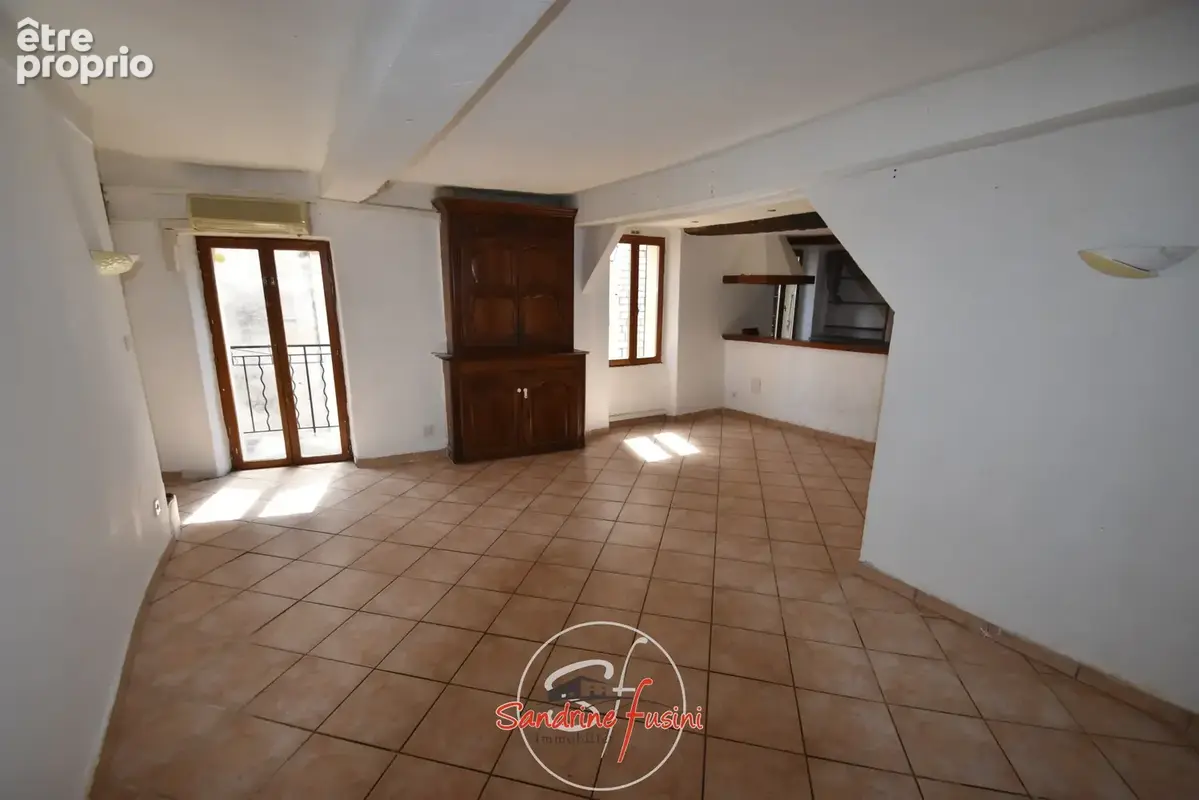 Dans maison de village - appartement 4p en duplex - photo 3