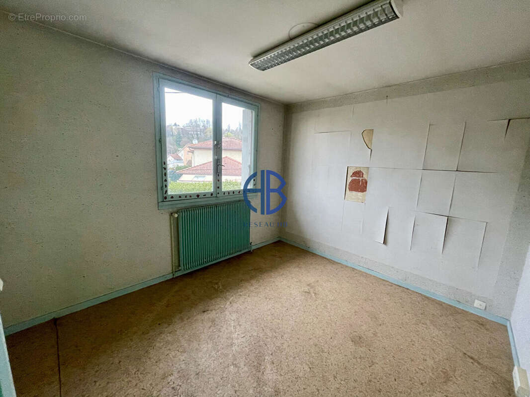 Maison 270m² à fort potentiel au coeur de La Tour-du-Pin - photo 7