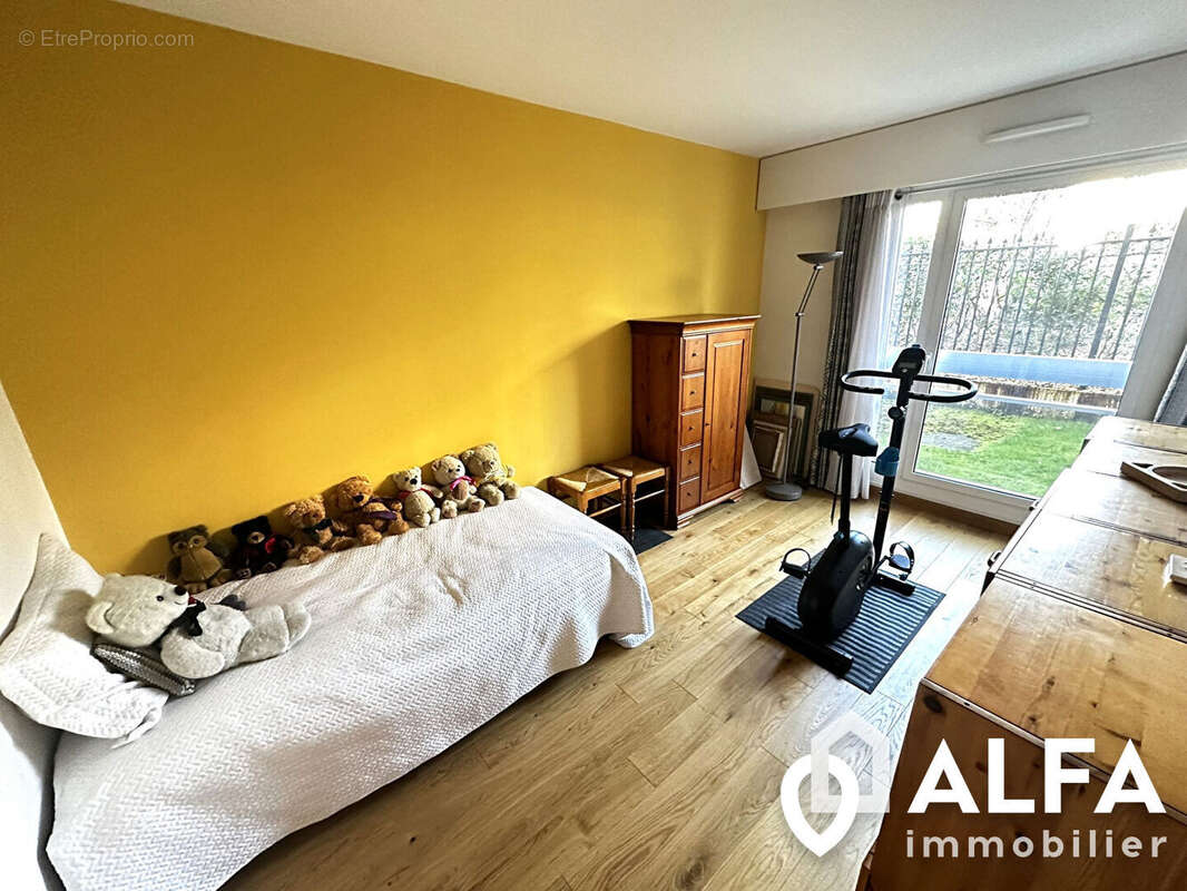 Appartement à ENGHIEN-LES-BAINS