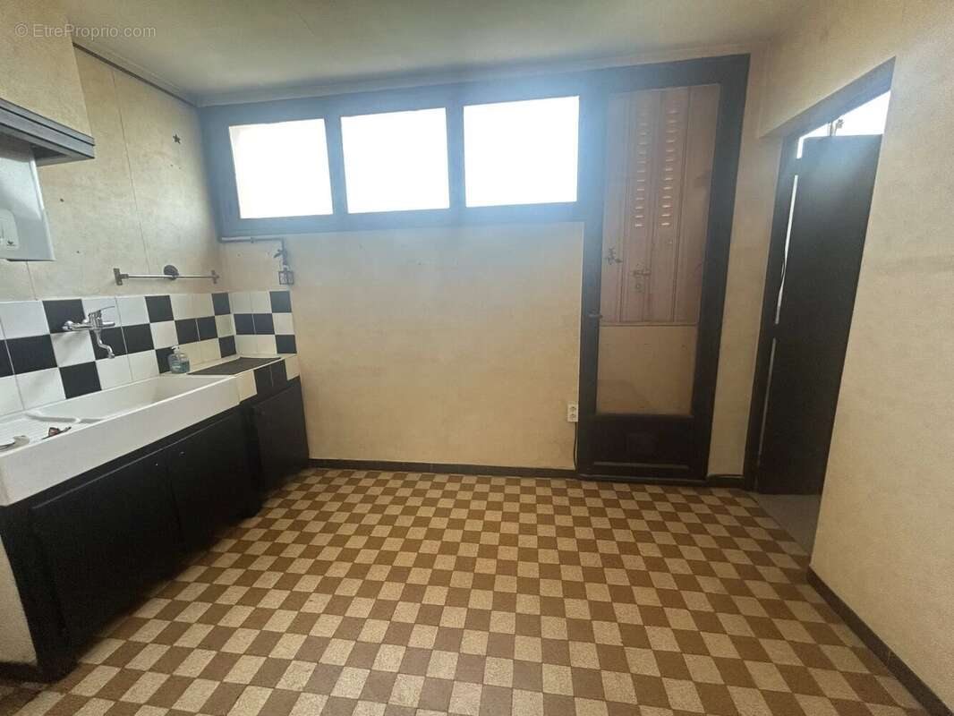 Appartement à MARSEILLE-10E