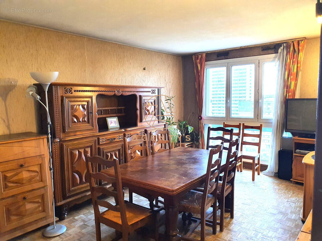 Appartement à CHAMPIGNY-SUR-MARNE
