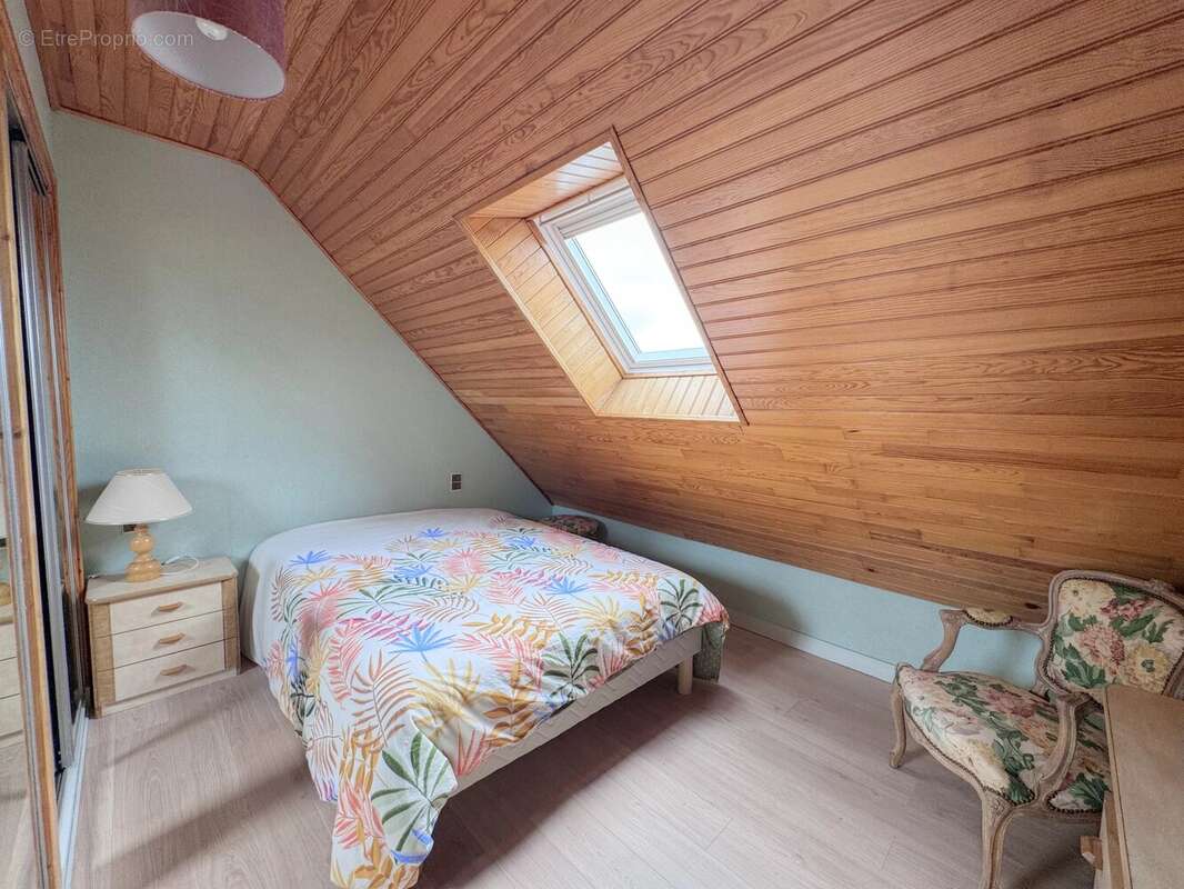 À deux pas de la côte sauvage – maison familiale avec sous-sol complet et jardin clos - photo 15
