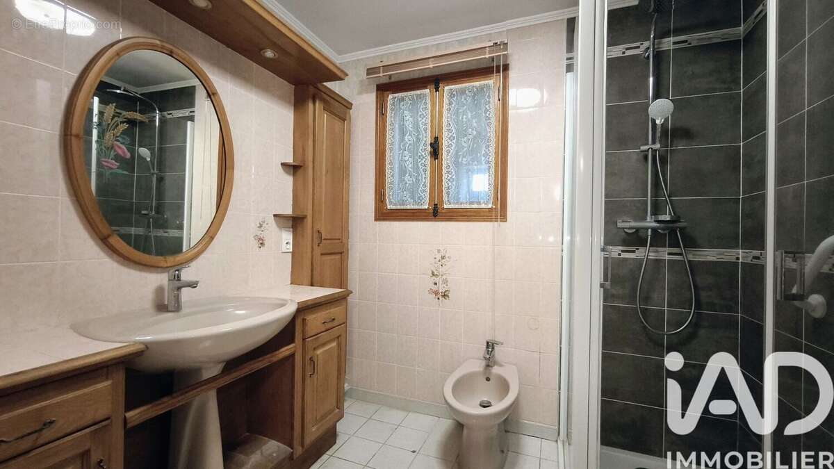 Photo 7 - Maison à SAINT-ANTOINE-DU-ROCHER