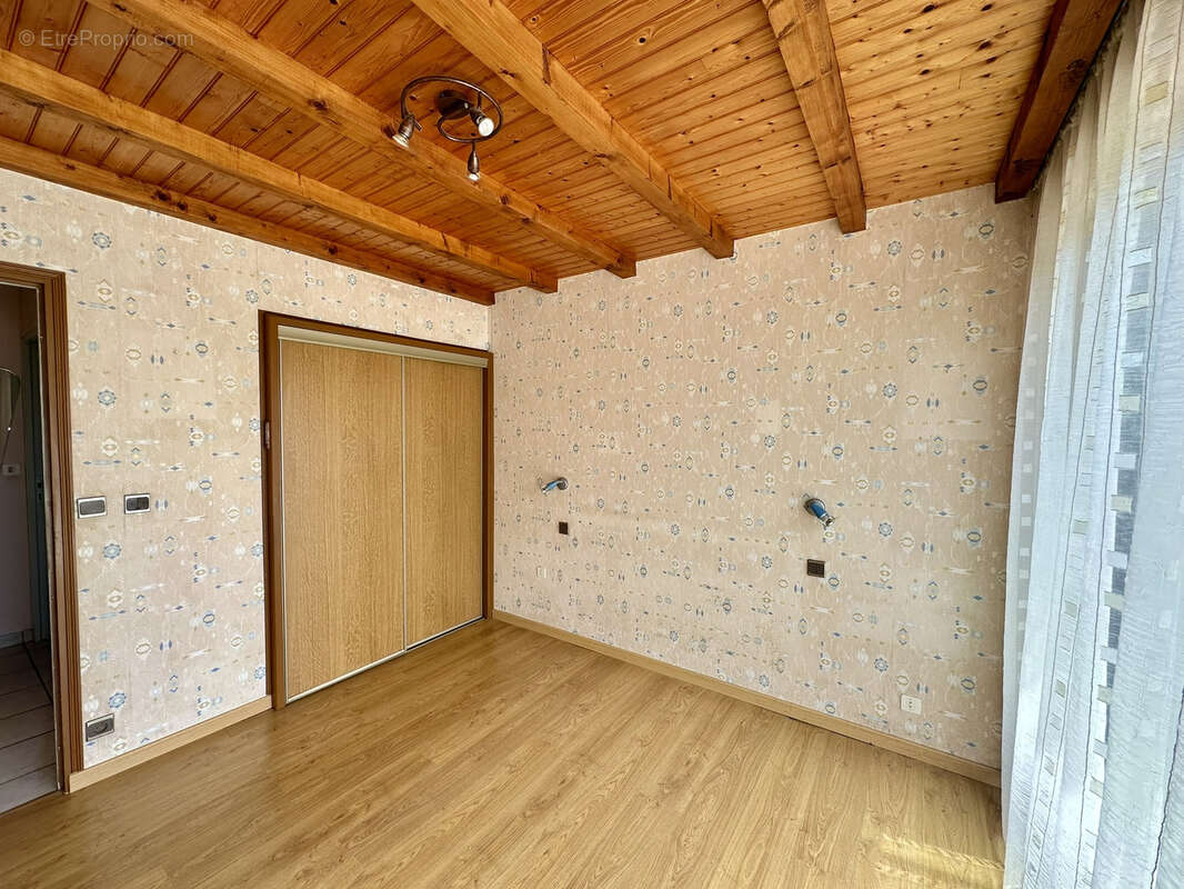 Maison à COMMEQUIERS