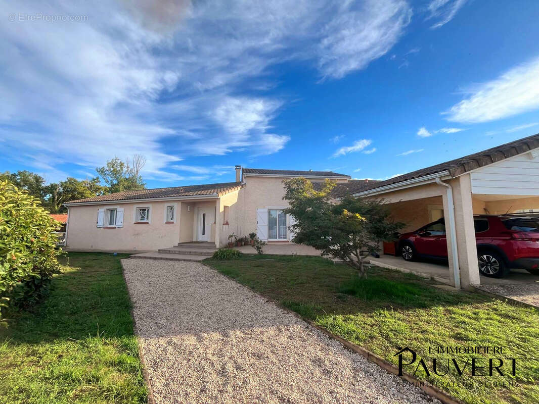 À vendre   Maison familiale de 168 m2 au Carlaret (Ariège), à 10 min de Pamiers   340 000 € HAI - photo 2