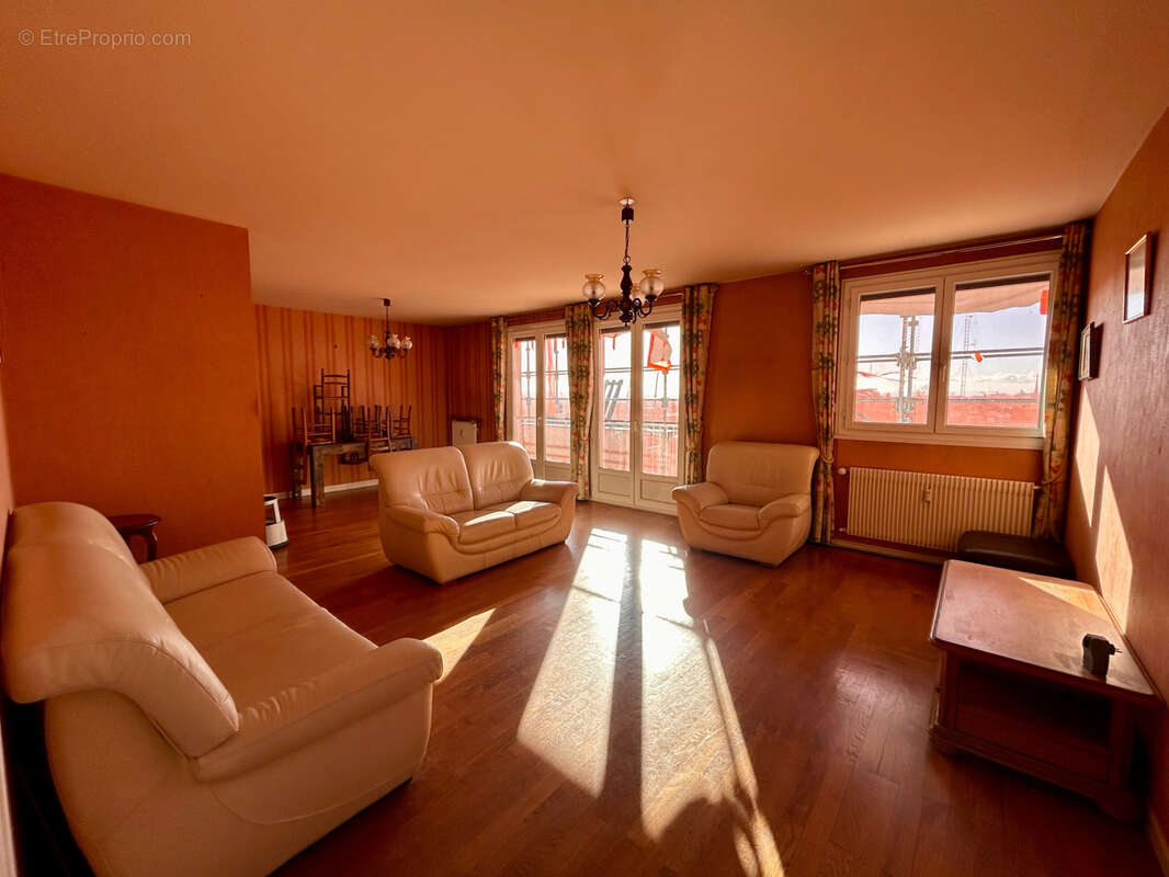 Appartement à VILLEFRANCHE-SUR-SAONE