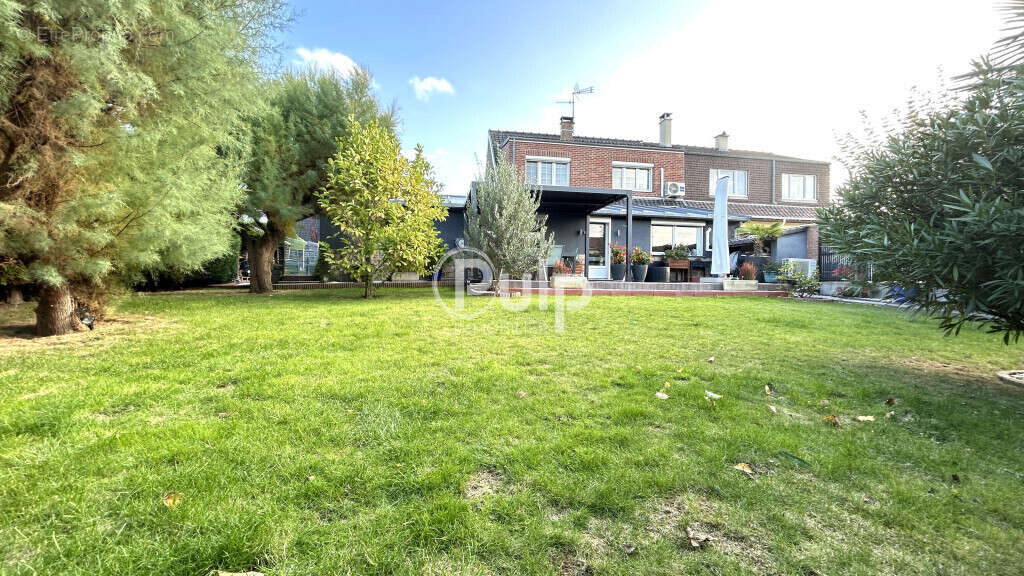 Maison à MONTIGNY-EN-GOHELLE