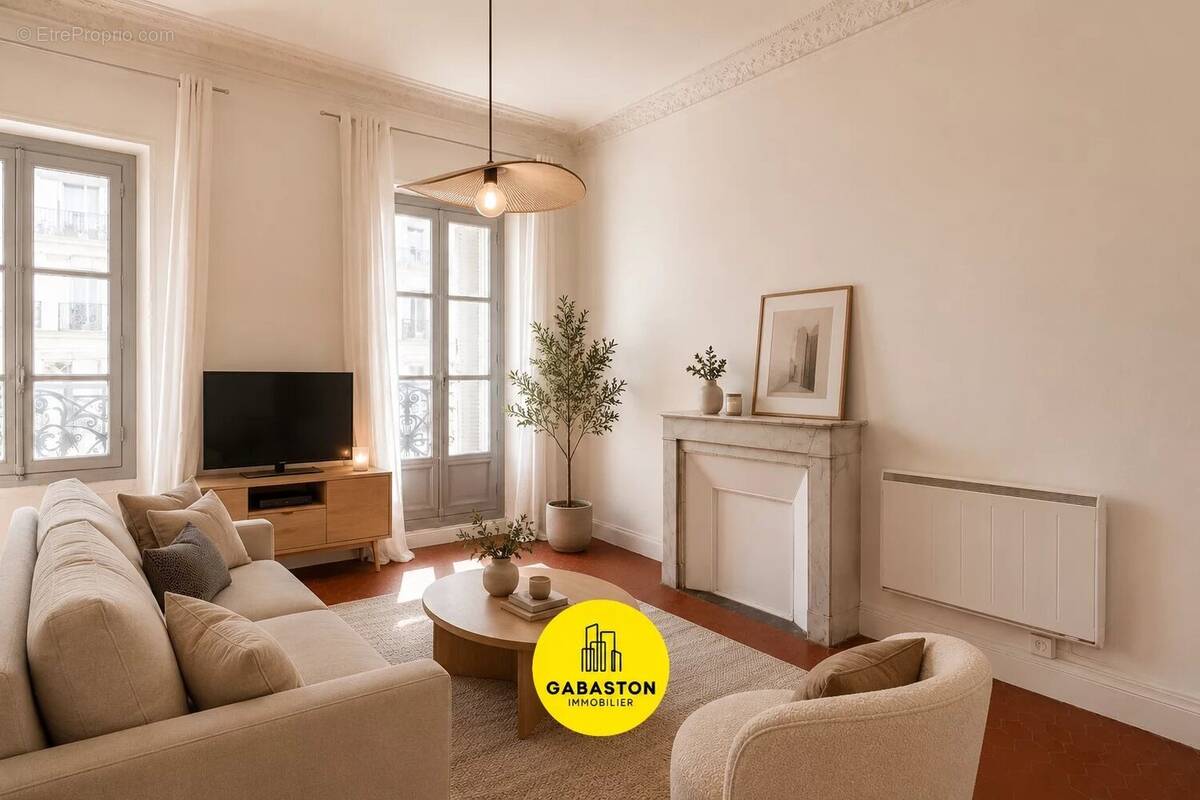 Appartement à MARSEILLE-2E