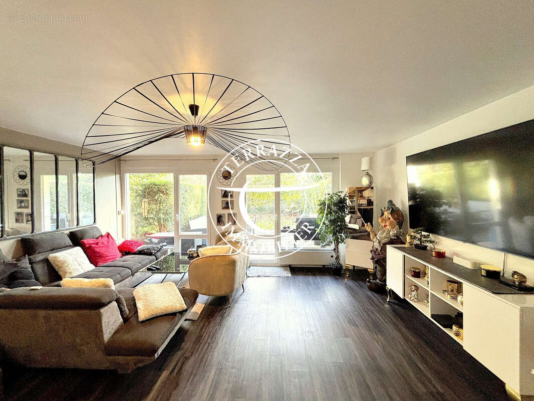 Appartement à NOISY-LE-ROI