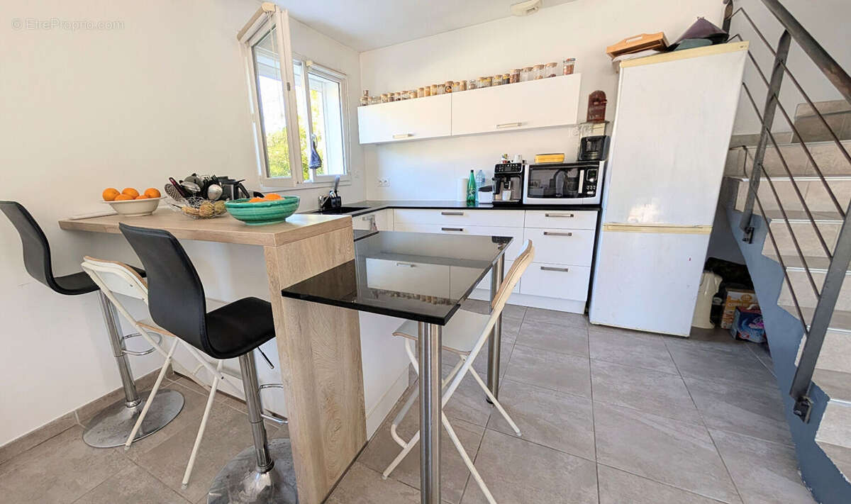 Maison à COMBAILLAUX