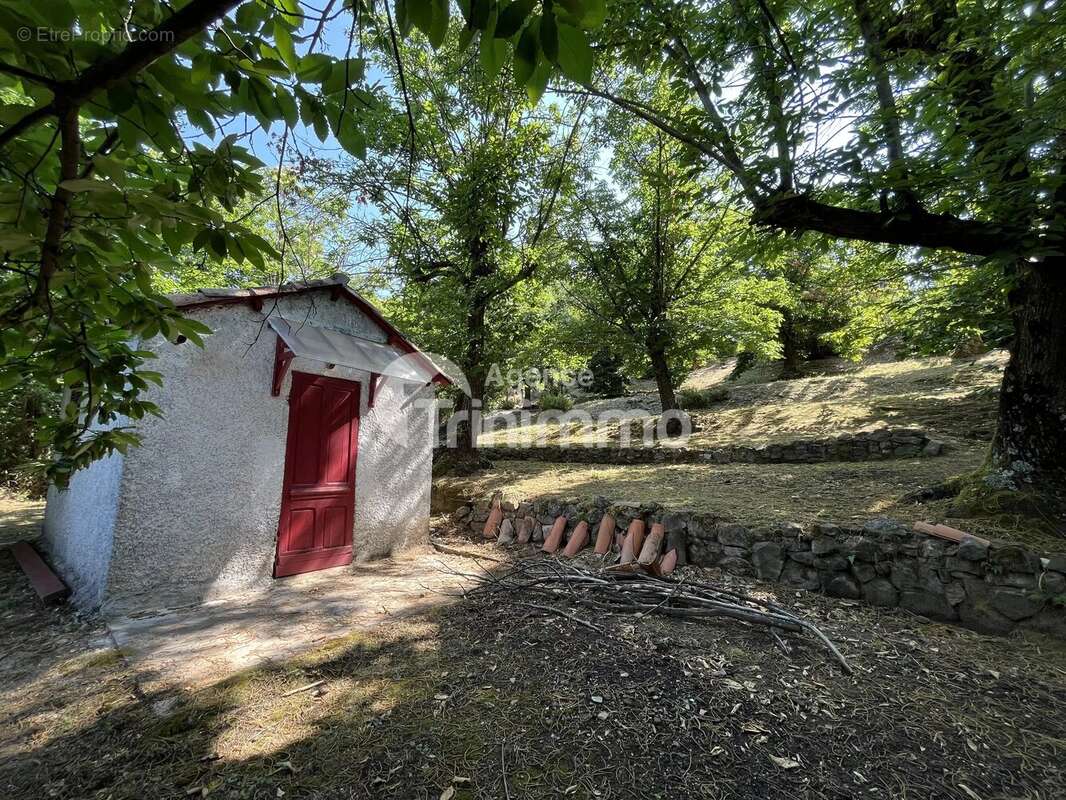 Maison à BERRE-LES-ALPES