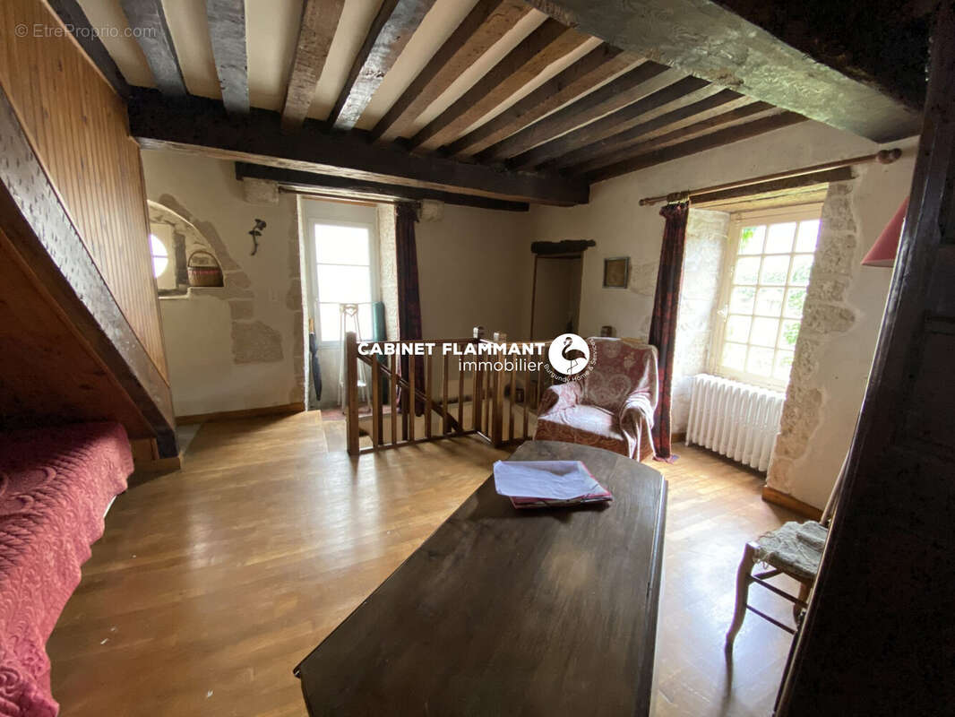 Maison 158 m² à Flavigny-Sur-Ozerain  - photo 3