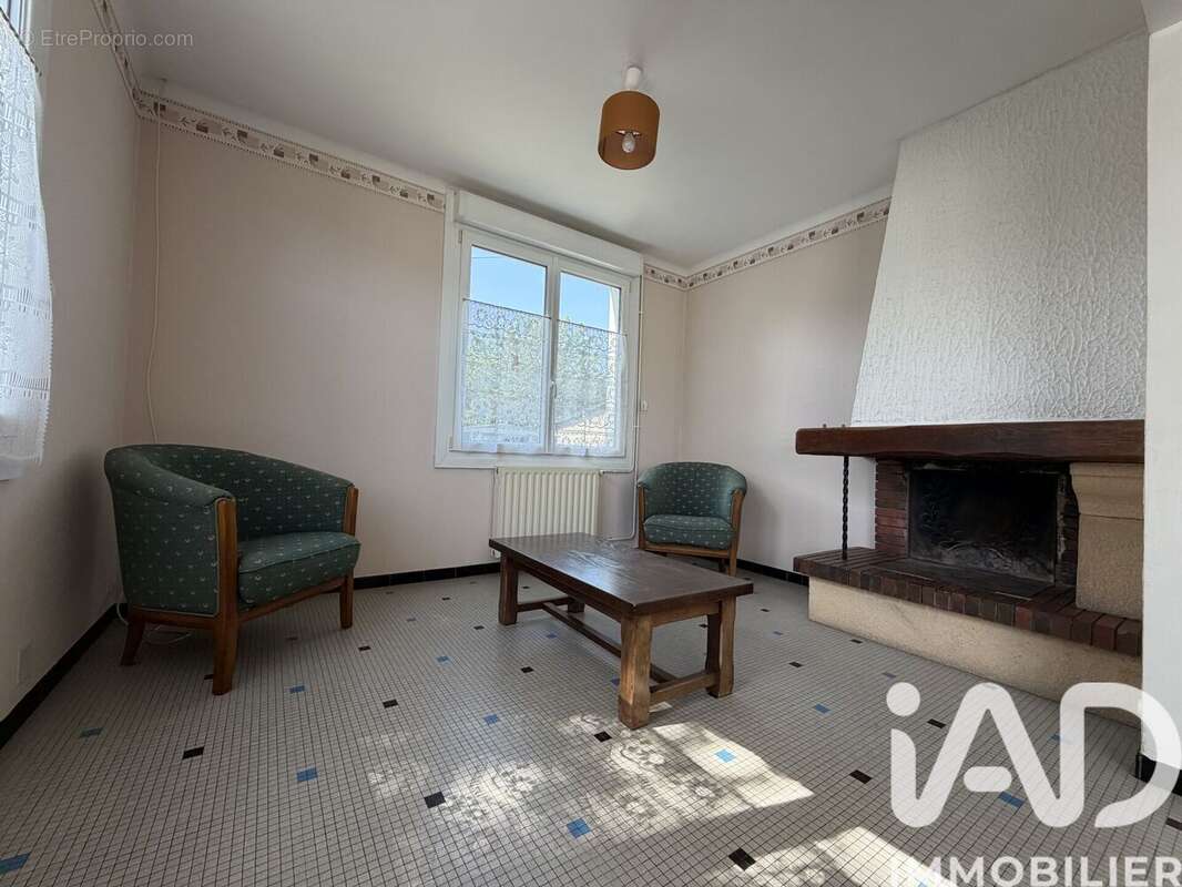 Maison 101 m² à Treffieux  - photo 5