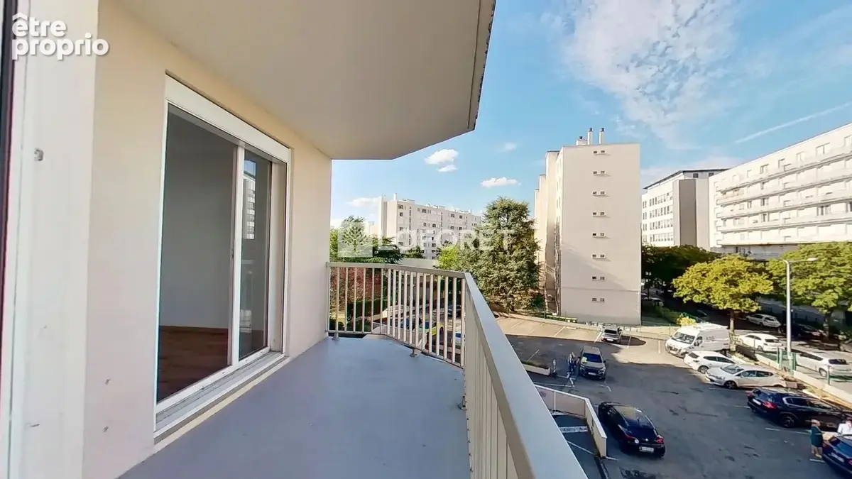 Appartement à LYON-8E