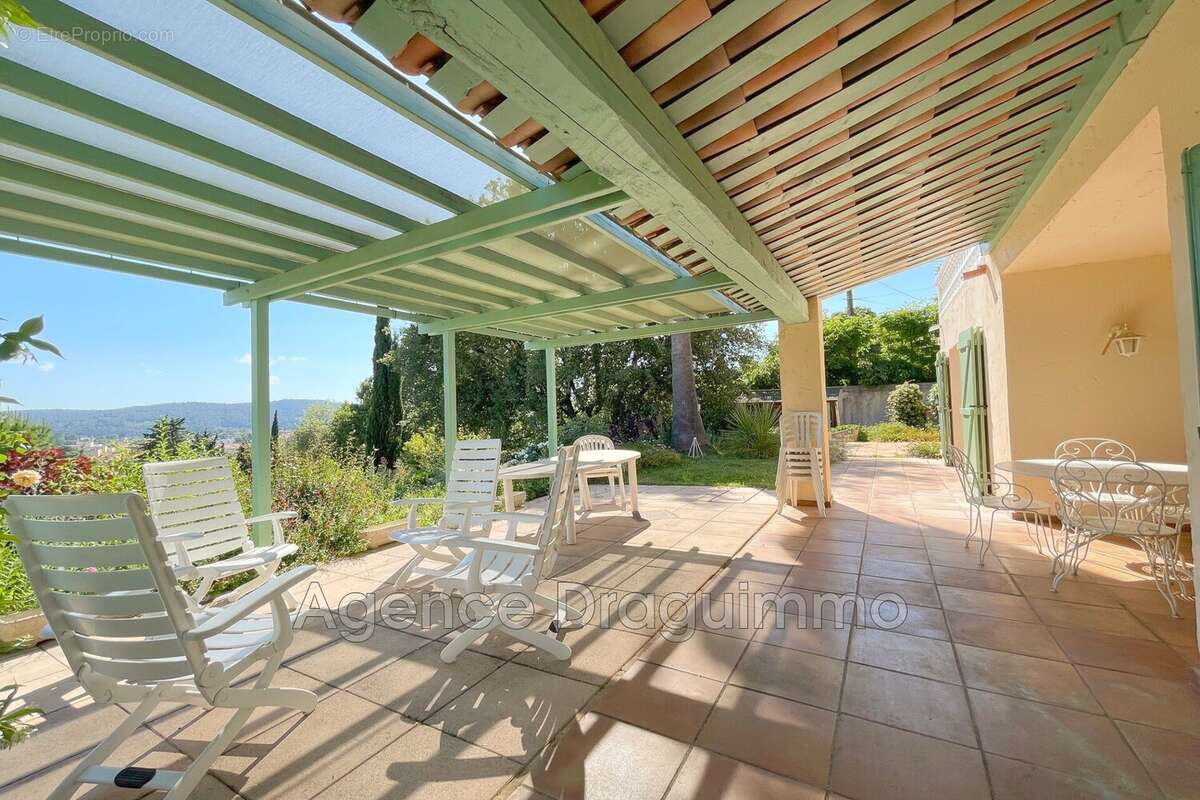 Maison à DRAGUIGNAN