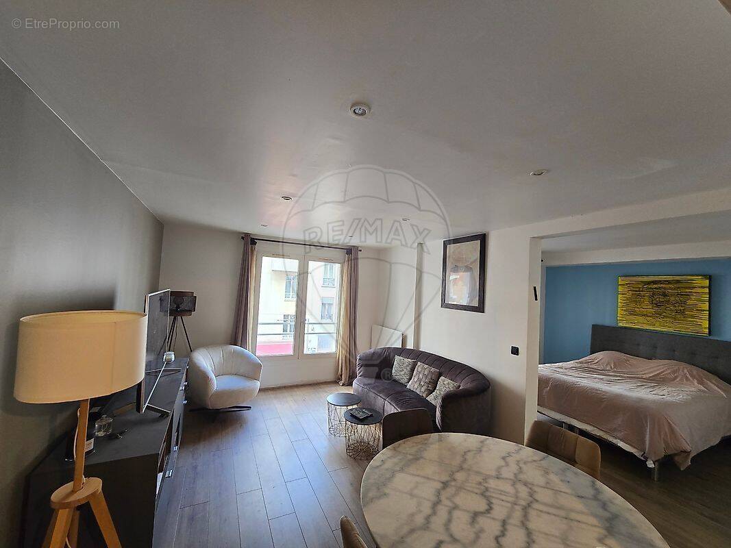 Appartement à LEVALLOIS-PERRET