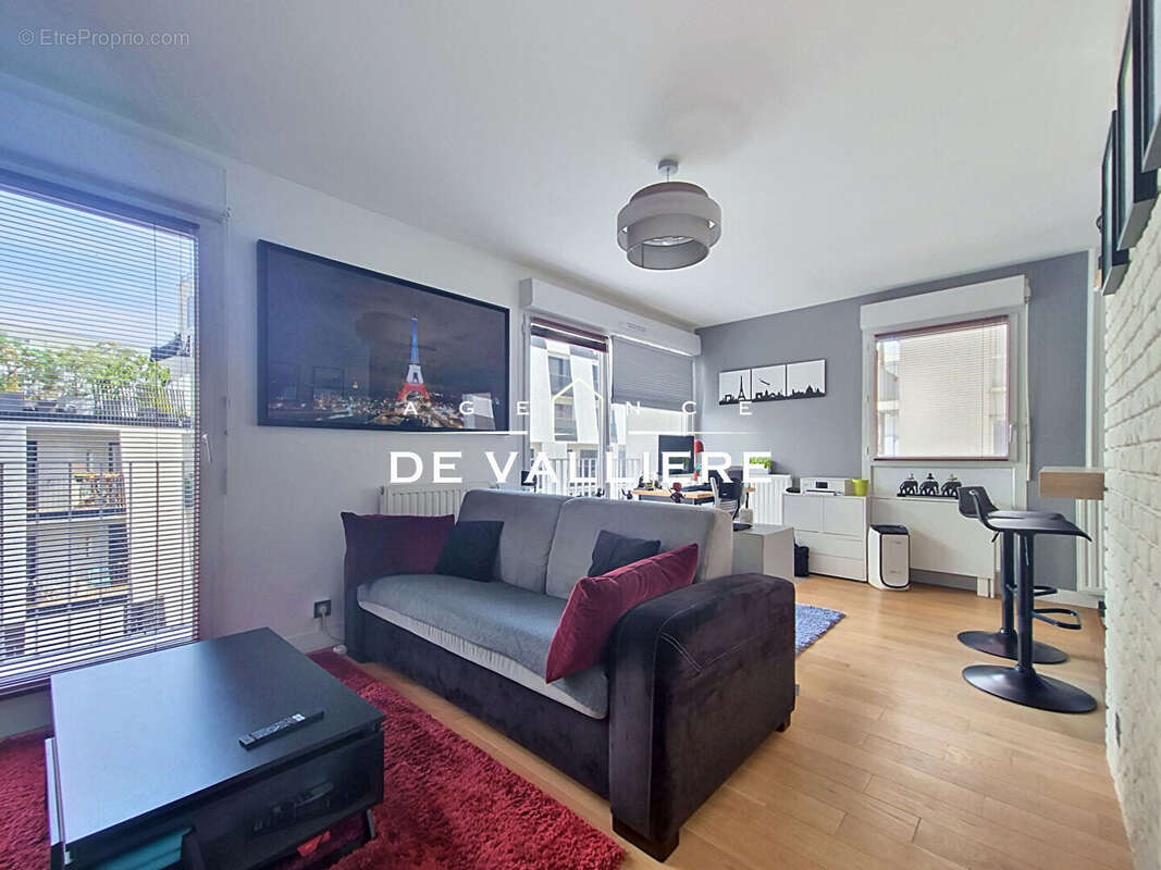 Appartement à NANTERRE