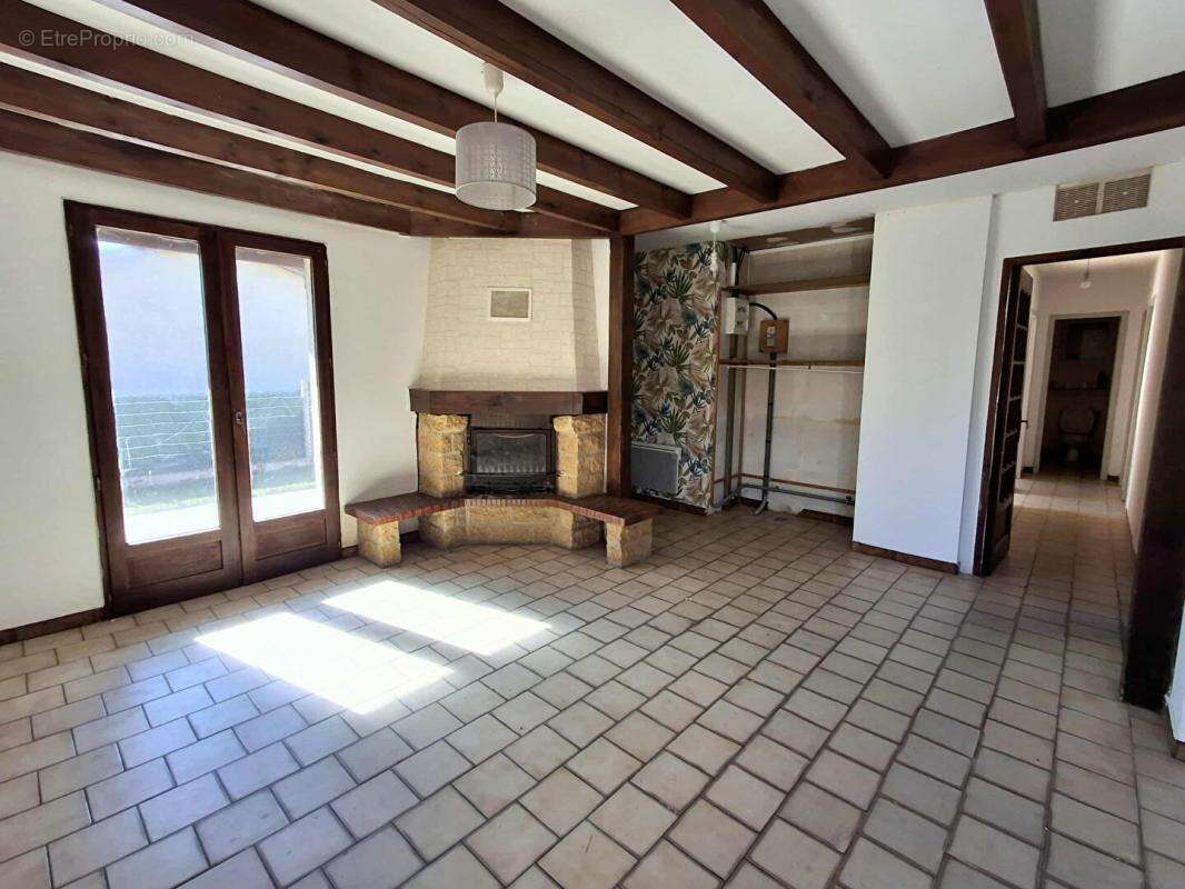 Maison à SAINT-ANDRE-DE-CUBZAC