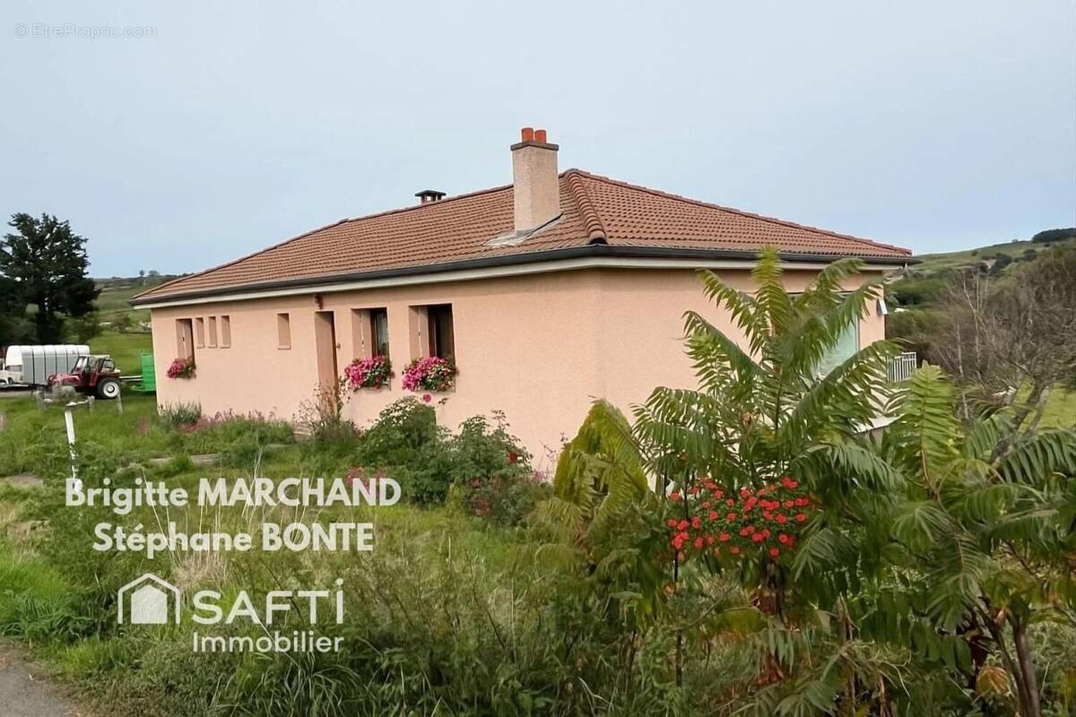 Photo 1 - Maison à LE MONASTIER-SUR-GAZEILLE