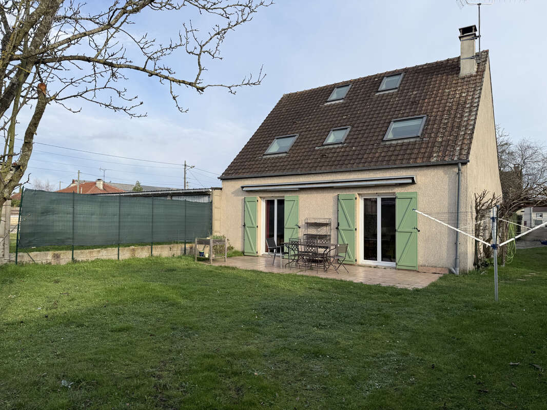 Maison à CONFLANS-SAINTE-HONORINE