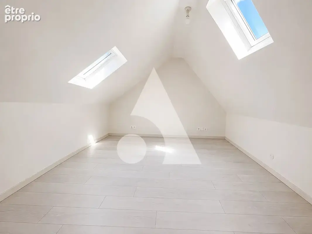 Appartement  Maison de ville  4 pièces 62.27 m² (76 m² au sol) - photo 7