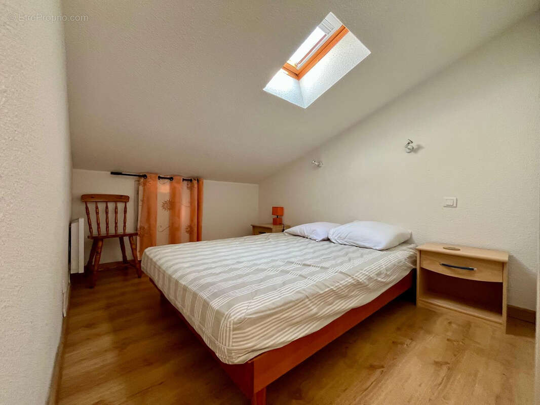 Appartement T3 duplex de 66m2 au sol vendu avec garage - LAC SALONIQUE PORT CAMARGUE - photo 7